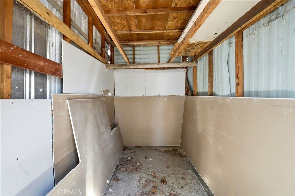 Image 6 of property listing at 2150 S San Jacinto Avenue 19, San Jacinto, CA 92583