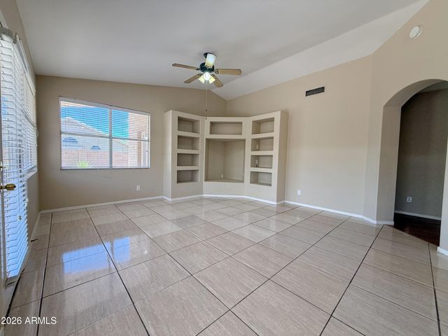 9821 W YUKON Drive, Peoria, AZ 85382