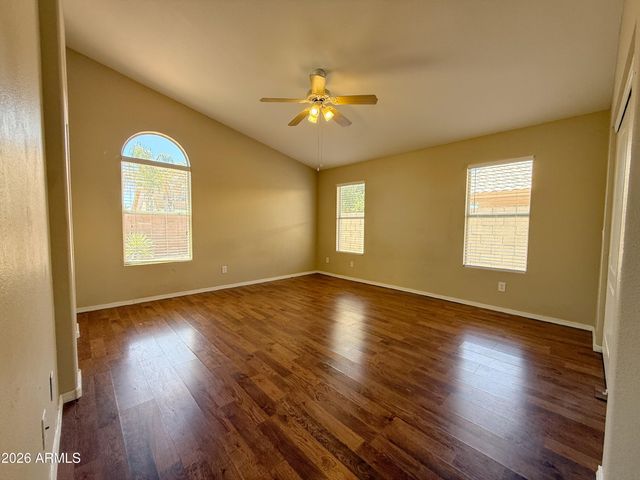 9821 W YUKON Drive, Peoria, AZ 85382