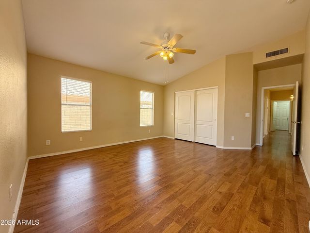 9821 W YUKON Drive, Peoria, AZ 85382