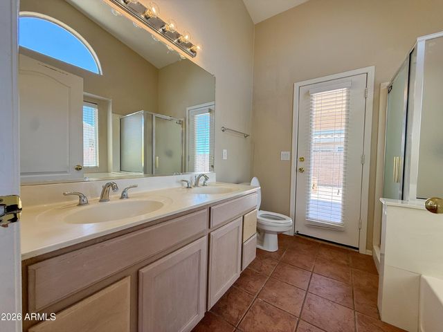 9821 W YUKON Drive, Peoria, AZ 85382