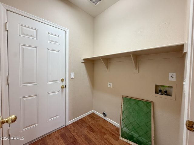 9821 W YUKON Drive, Peoria, AZ 85382