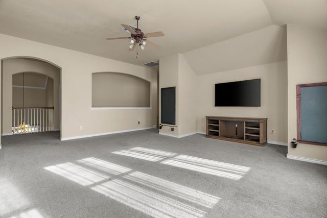 812 Sugar Hill Avenue, Cleburne, TX 76033