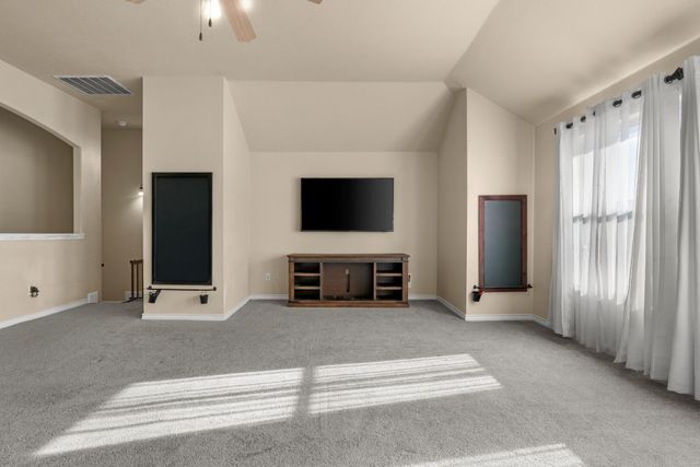 812 Sugar Hill Avenue, Cleburne, TX 76033