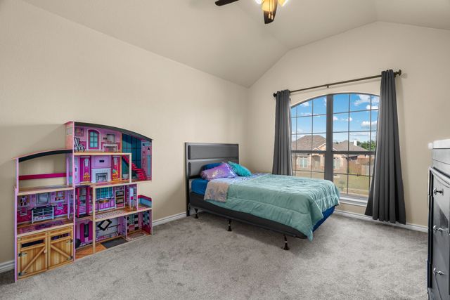 812 Sugar Hill Avenue, Cleburne, TX 76033