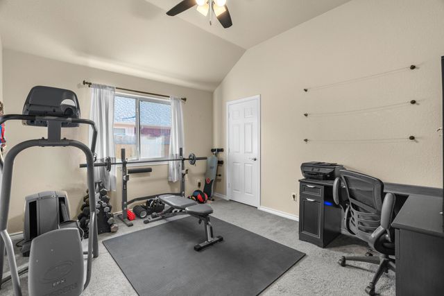 812 Sugar Hill Avenue, Cleburne, TX 76033