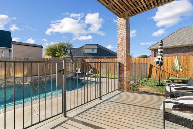 812 Sugar Hill Avenue, Cleburne, TX 76033