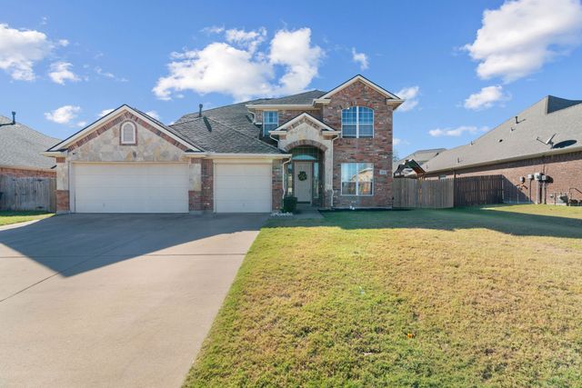 812 Sugar Hill Avenue, Cleburne, TX 76033