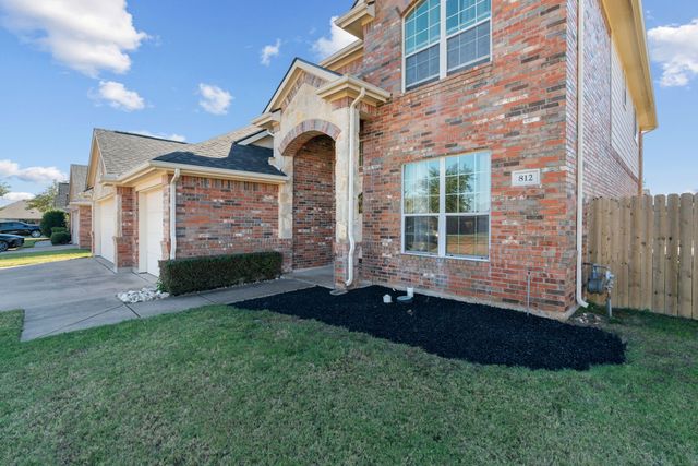 812 Sugar Hill Avenue, Cleburne, TX 76033