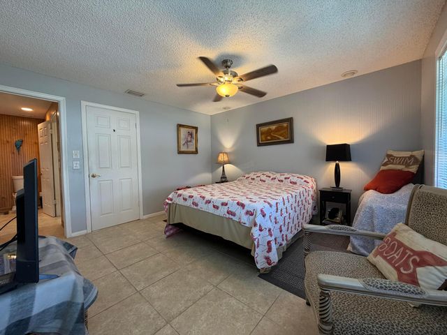 4235 N Highway A1a N 14, Fort Pierce, FL 34949