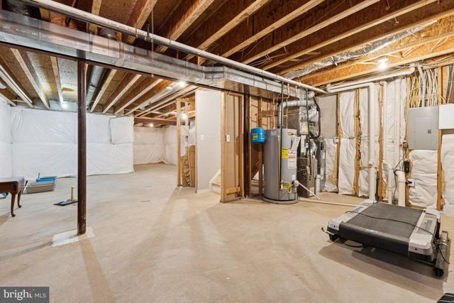 7744 GRANDWIND DR, Lorton, VA 22079