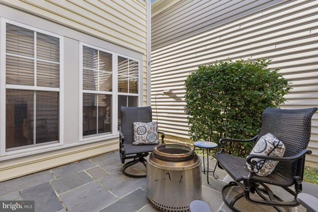 7744 GRANDWIND DR, Lorton, VA 22079