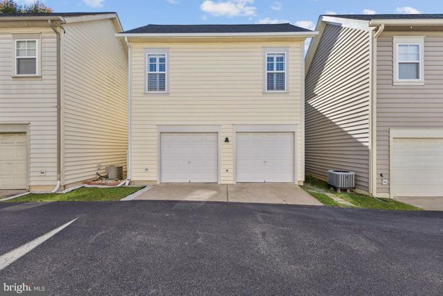 7744 GRANDWIND DR, Lorton, VA 22079