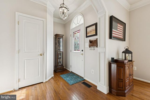 7744 GRANDWIND DR, Lorton, VA 22079