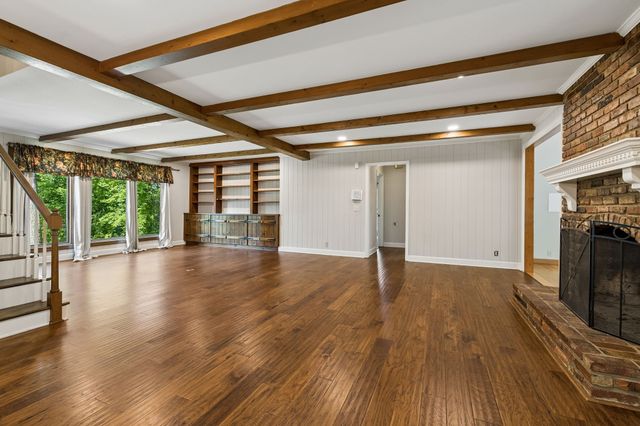 108 Wonder Valley Rd, Hendersonville, TN 37075