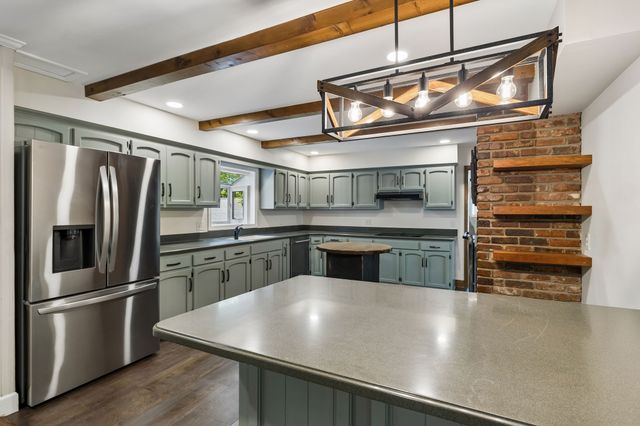 108 Wonder Valley Rd, Hendersonville, TN 37075
