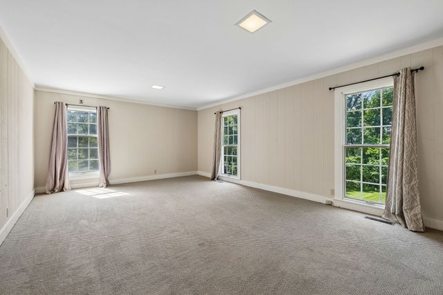 108 Wonder Valley Rd, Hendersonville, TN 37075