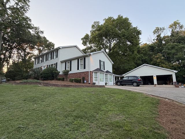 108 Wonder Valley Rd, Hendersonville, TN 37075