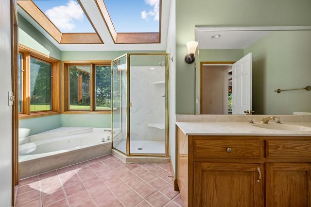 108 Wonder Valley Rd, Hendersonville, TN 37075