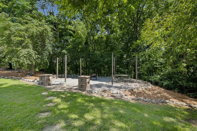 108 Wonder Valley Rd, Hendersonville, TN 37075