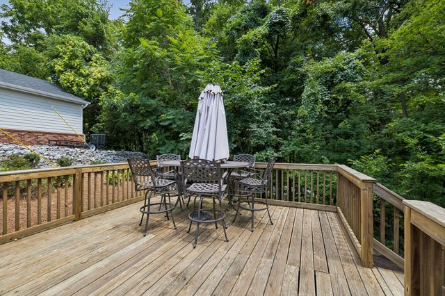 108 Wonder Valley Rd, Hendersonville, TN 37075