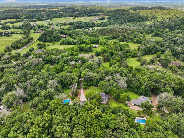 108 Wonder Valley Rd, Hendersonville, TN 37075