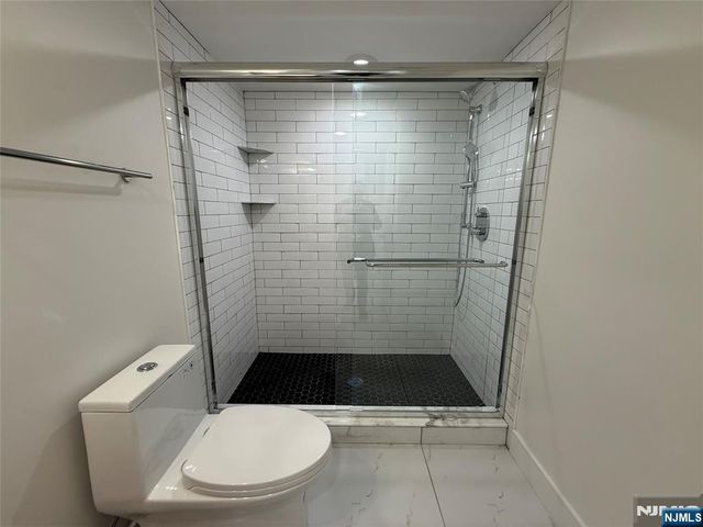 627 Valley Road D, Montclair, NJ 07043