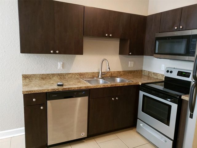 4211 W NORTH A STREET 10, Tampa, FL 33609