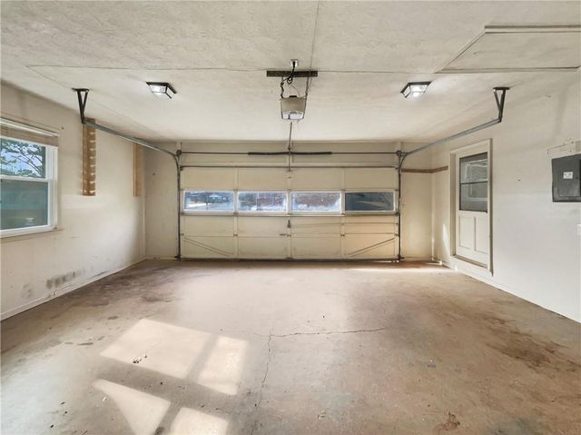 5322 Oshea Lane, Stone Mountain, GA 30088