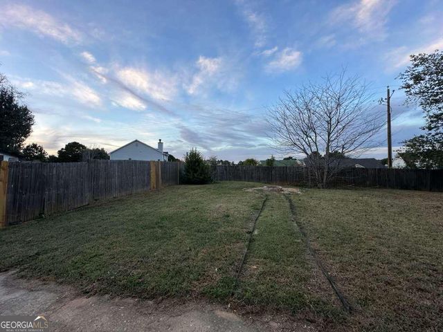 301 Deerfield Drive, Jonesboro, GA 30238