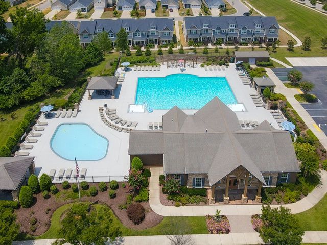 2580 River Trail Dr, Hermitage, TN 37076