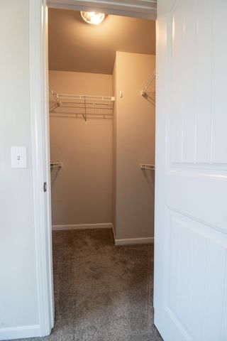 2580 River Trail Dr, Hermitage, TN 37076