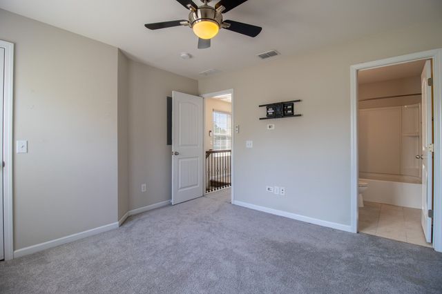 2580 River Trail Dr, Hermitage, TN 37076