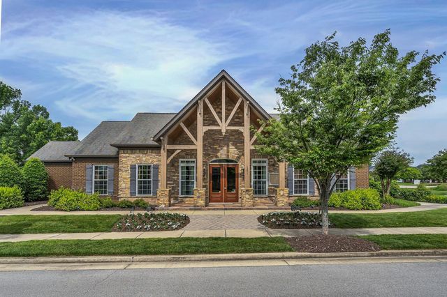 2580 River Trail Dr, Hermitage, TN 37076