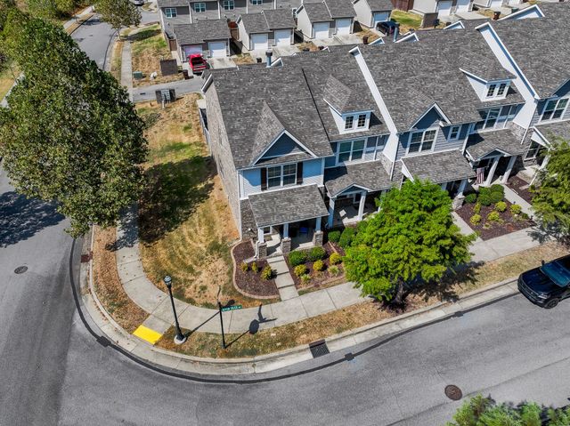 2580 River Trail Dr, Hermitage, TN 37076
