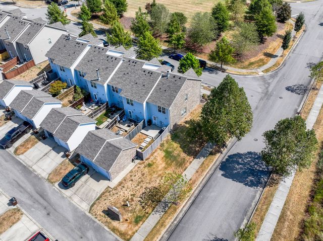 2580 River Trail Dr, Hermitage, TN 37076