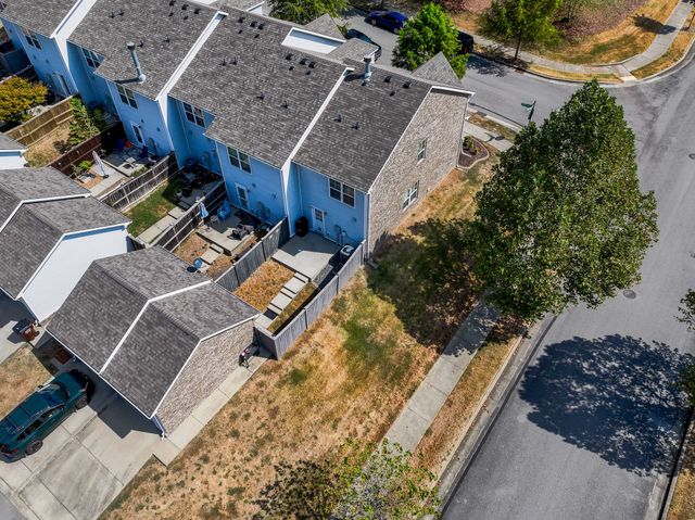 2580 River Trail Dr, Hermitage, TN 37076