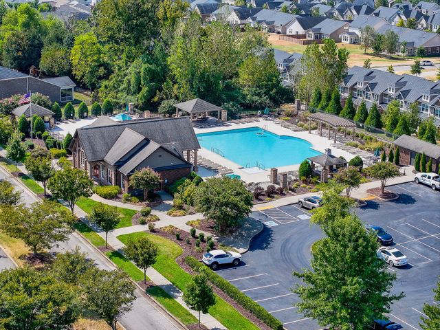 2580 River Trail Dr, Hermitage, TN 37076