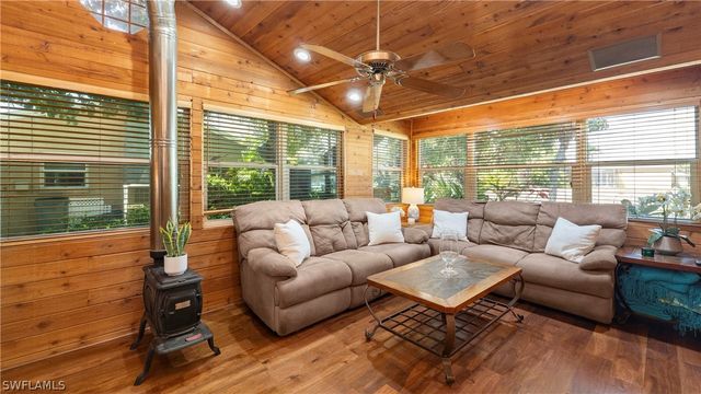 1432 SE 30th ST, Cape Coral, FL 33904