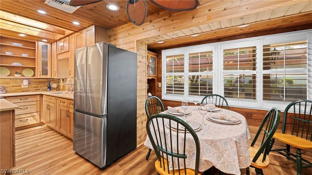 1432 SE 30th ST, Cape Coral, FL 33904