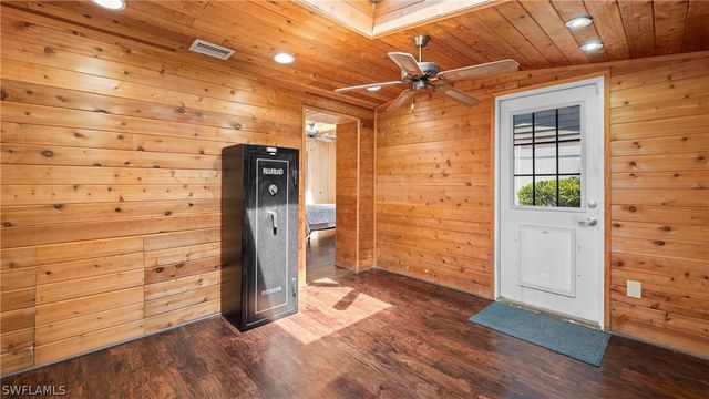 1432 SE 30th ST, Cape Coral, FL 33904