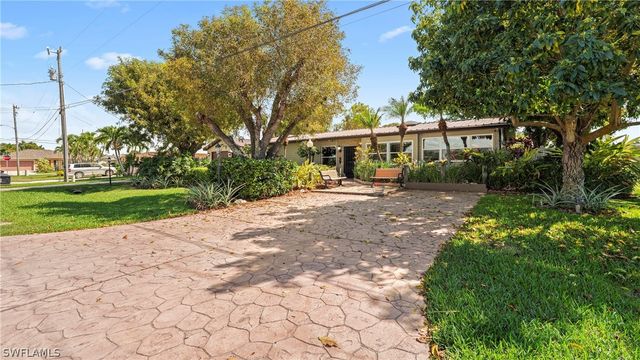 1432 SE 30th ST, Cape Coral, FL 33904