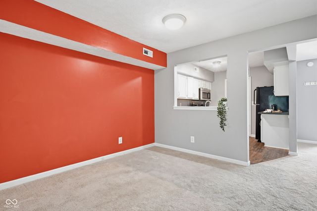 3622 N Lakeside Drive, Muncie, IN 47304
