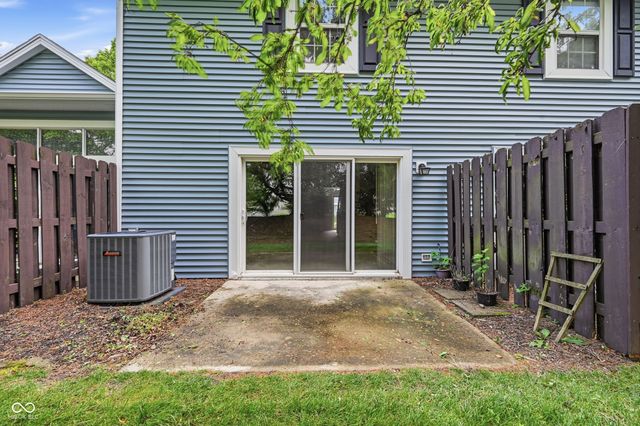 3622 N Lakeside Drive, Muncie, IN 47304