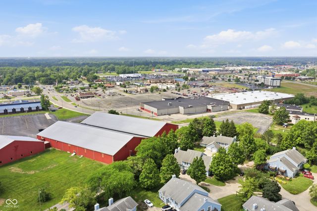 3622 N Lakeside Drive, Muncie, IN 47304