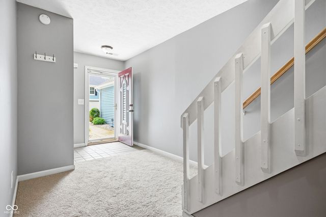 3622 N Lakeside Drive, Muncie, IN 47304