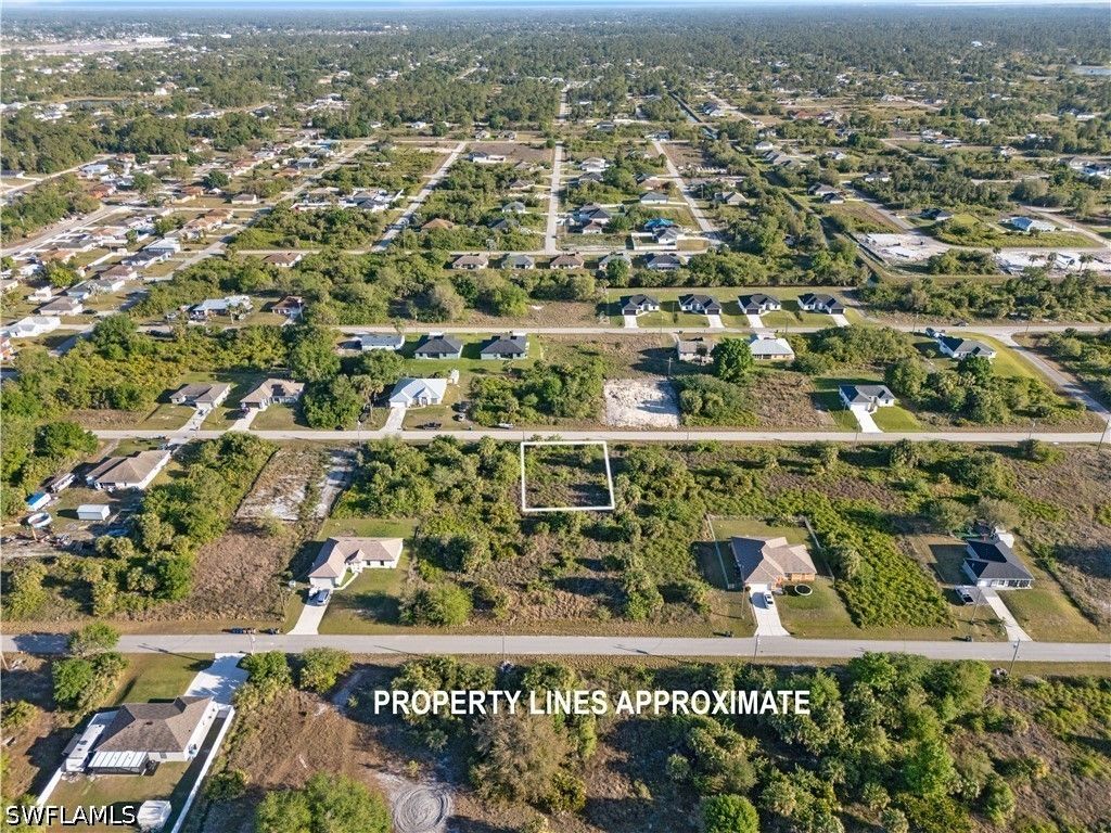 820 Casper Yost ST E, Lehigh Acres, FL 33974