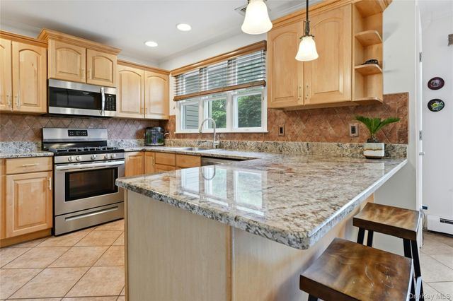 136 McCarthy, Great River, NY 11739