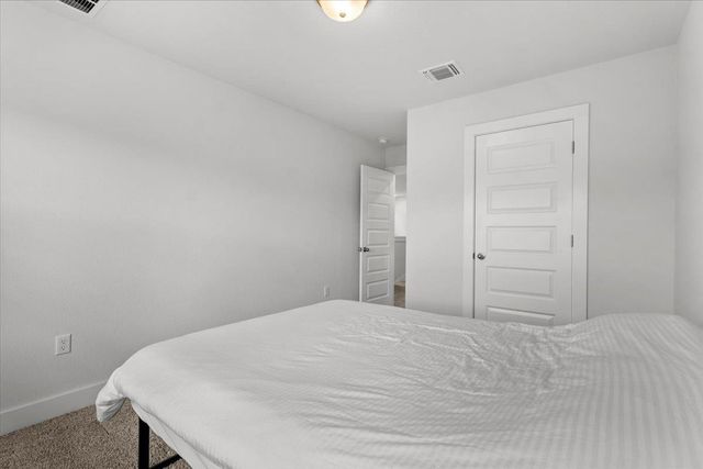 7106 Silver Star LN, Austin, TX 78744