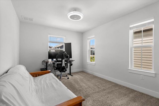 7106 Silver Star LN, Austin, TX 78744